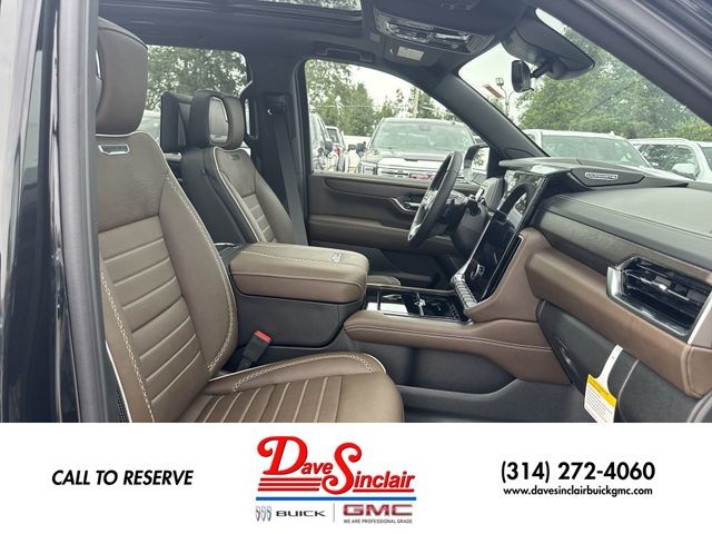 GMC Yukon Vehicle Full-screen Gallery Image 26