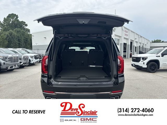 GMC Yukon XL Vehicle Full-screen Gallery Image 25