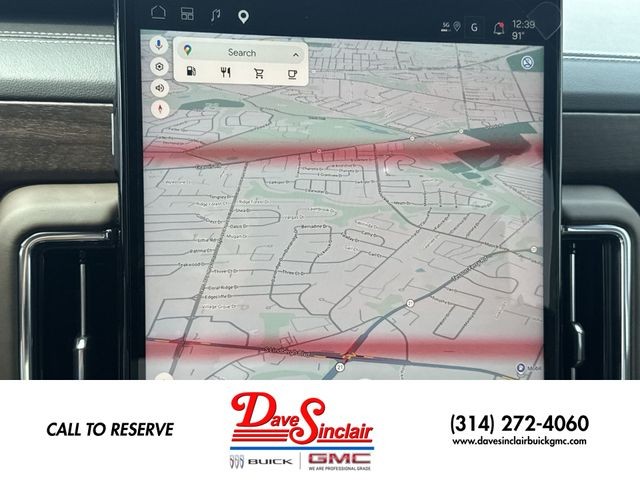 GMC Yukon Vehicle Full-screen Gallery Image 18