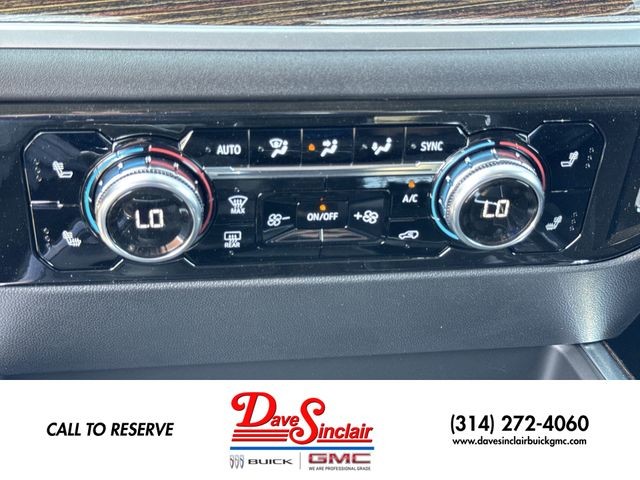 GMC Sierra 1500 Vehicle Full-screen Gallery Image 19