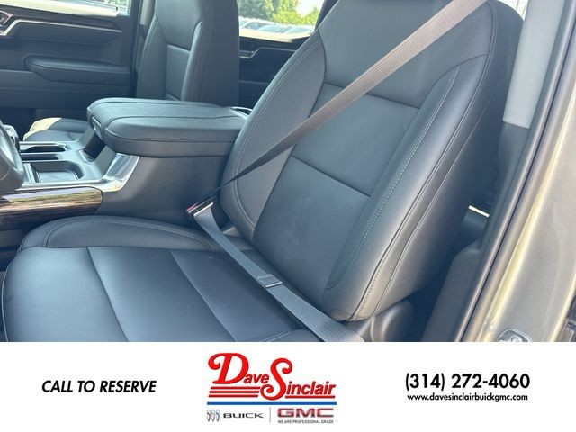 GMC Sierra 1500 Vehicle Full-screen Gallery Image 11