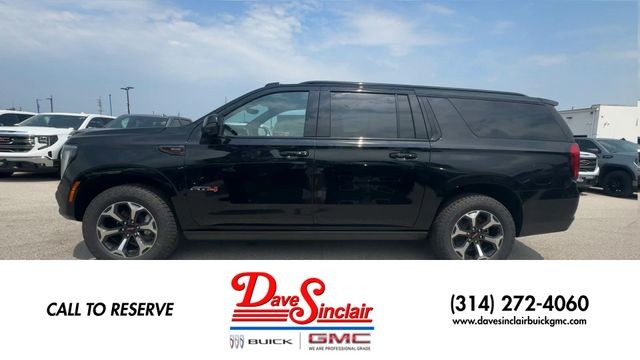 GMC Yukon XL Vehicle Full-screen Gallery Image 05