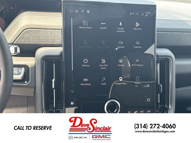 GMC Yukon XL Vehicle Full-screen Gallery Image 16