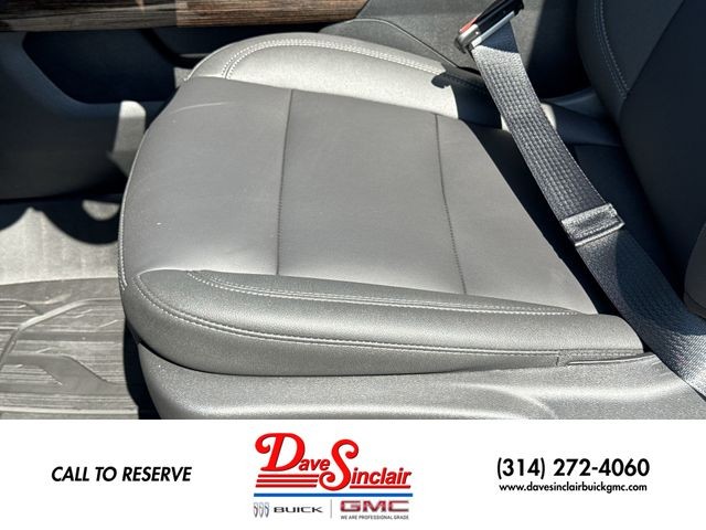 GMC Sierra 1500 Vehicle Full-screen Gallery Image 12