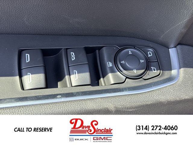 GMC Sierra 1500 Vehicle Full-screen Gallery Image 13