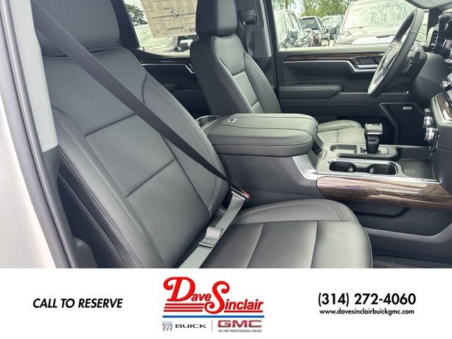 GMC Sierra 1500 Vehicle Full-screen Gallery Image 24