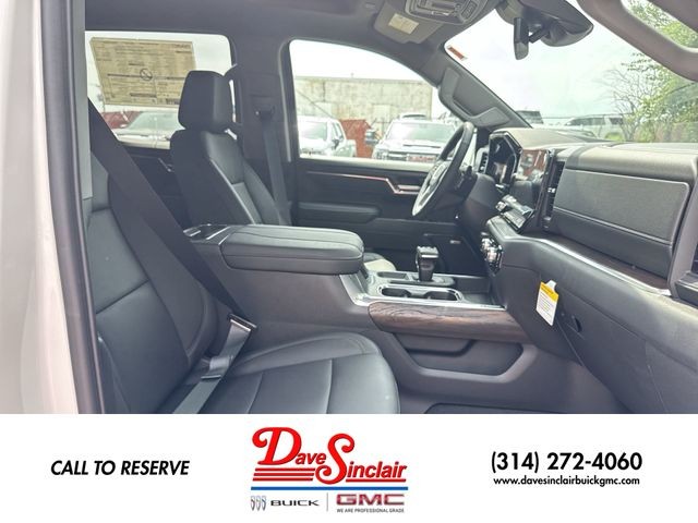 GMC Sierra 1500 Vehicle Full-screen Gallery Image 24