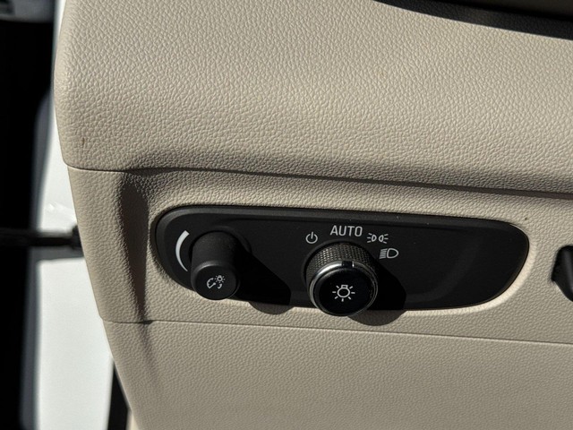Buick Envision Vehicle Full-screen Gallery Image 22