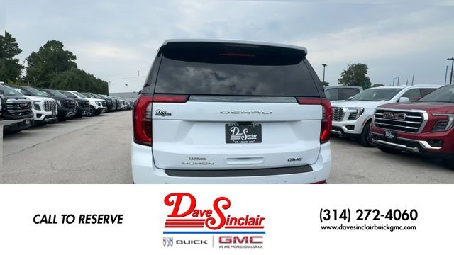 GMC Yukon Vehicle Full-screen Gallery Image 07