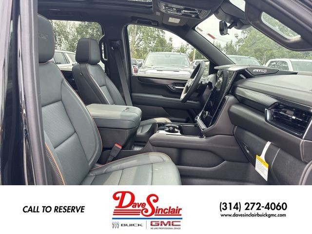 GMC Yukon XL Vehicle Full-screen Gallery Image 26