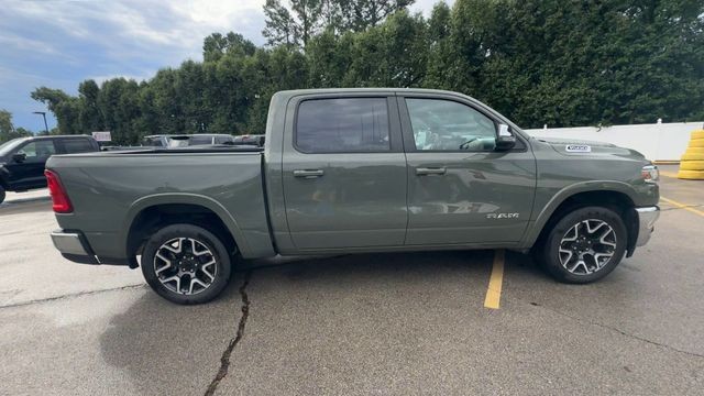 Ram 1500 Vehicle Full-screen Gallery Image 11