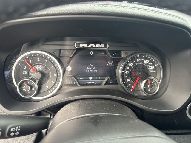 Ram 1500 Vehicle Full-screen Gallery Image 15