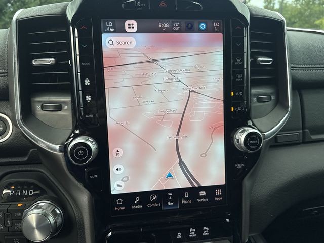 Ram 1500 Vehicle Full-screen Gallery Image 18