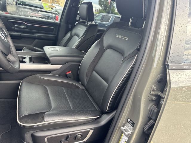Ram 1500 Vehicle Full-screen Gallery Image 23