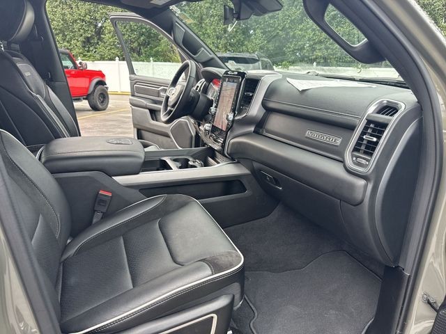 Ram 1500 Vehicle Full-screen Gallery Image 32