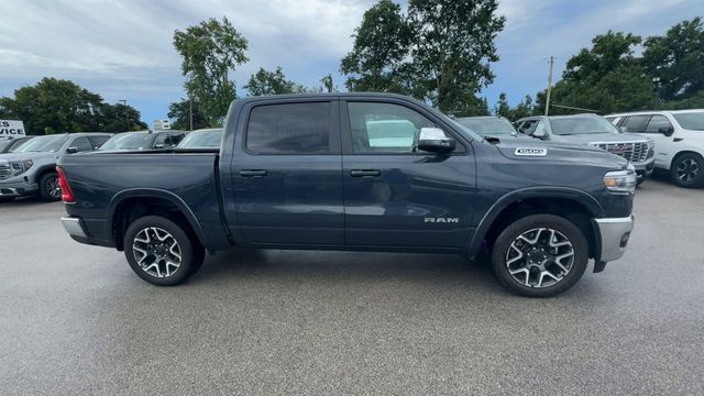 Ram 1500 Vehicle Full-screen Gallery Image 02