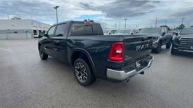 Ram 1500 Vehicle Full-screen Gallery Image 09