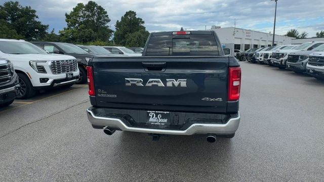 Ram 1500 Vehicle Full-screen Gallery Image 10