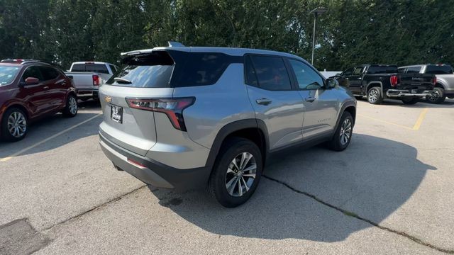 Chevrolet Equinox Vehicle Full-screen Gallery Image 10