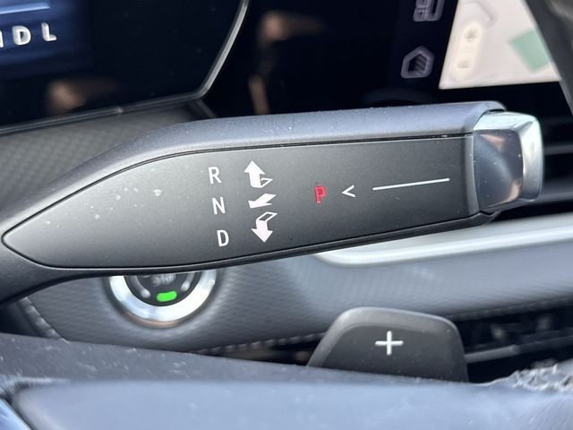 Chevrolet Equinox Vehicle Full-screen Gallery Image 20