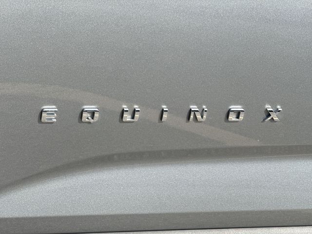 Chevrolet Equinox Vehicle Full-screen Gallery Image 35
