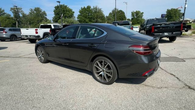 Genesis G70 Vehicle Full-screen Gallery Image 07