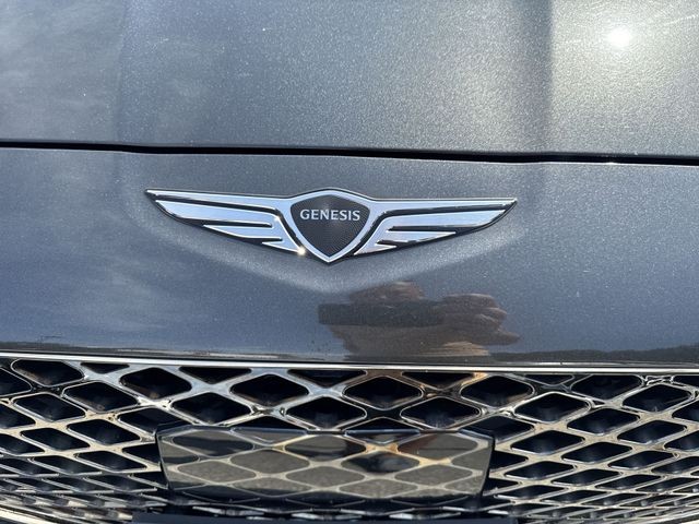 Genesis G70 Vehicle Full-screen Gallery Image 42