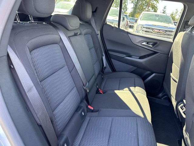 Chevrolet Equinox Vehicle Full-screen Gallery Image 30
