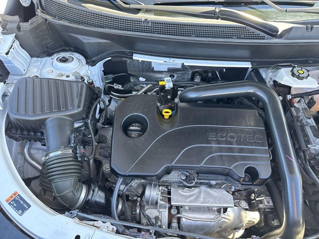 Chevrolet Equinox Vehicle Full-screen Gallery Image 33