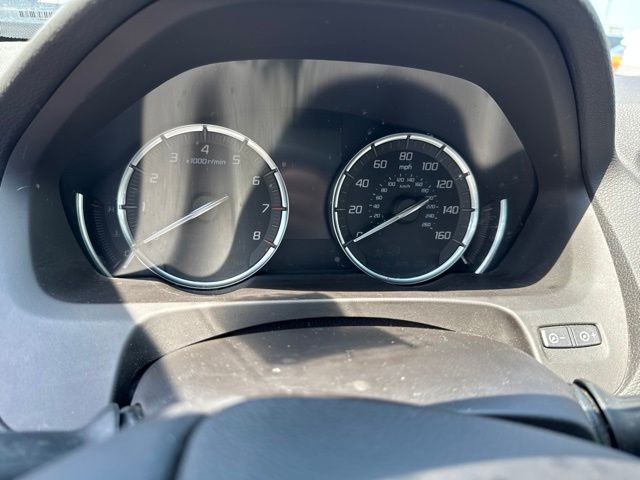 Acura TLX Vehicle Full-screen Gallery Image 13