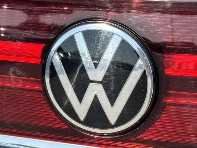 Volkswagen Atlas Cross Sport Vehicle Full-screen Gallery Image 33