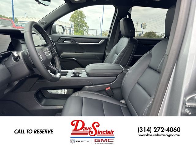 GMC Acadia Vehicle Full-screen Gallery Image 11