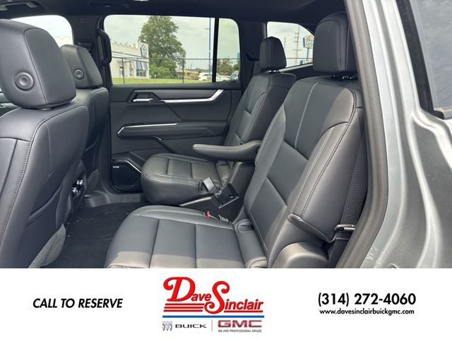 GMC Acadia Vehicle Full-screen Gallery Image 23