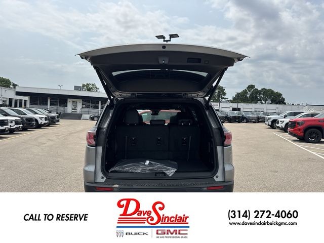 GMC Acadia Vehicle Full-screen Gallery Image 25
