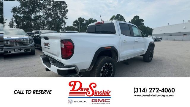 GMC Canyon Vehicle Full-screen Gallery Image 08