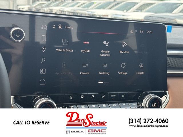 GMC Canyon Vehicle Full-screen Gallery Image 16