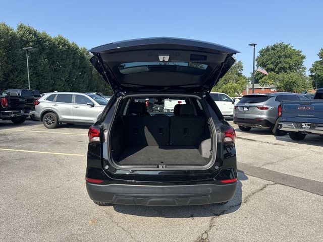 Chevrolet Equinox Vehicle Full-screen Gallery Image 28