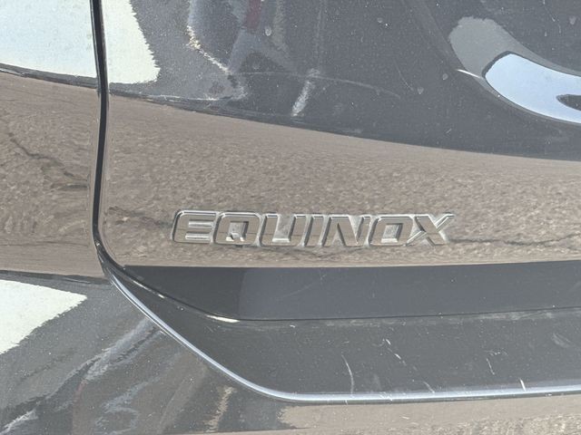 Chevrolet Equinox Vehicle Full-screen Gallery Image 34