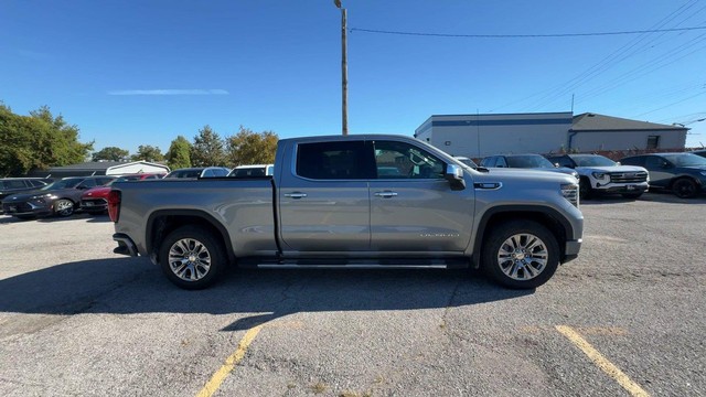 GMC Sierra 1500 Vehicle Full-screen Gallery Image 02