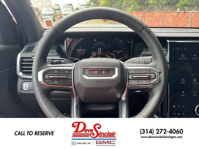 GMC Acadia Vehicle Full-screen Gallery Image 14