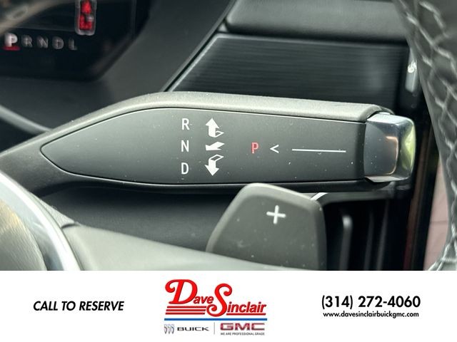 GMC Acadia Vehicle Full-screen Gallery Image 20