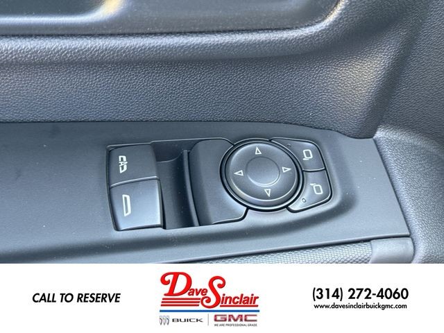 GMC Sierra 2500HD Vehicle Full-screen Gallery Image 13