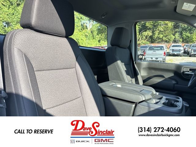 GMC Sierra 2500HD Vehicle Full-screen Gallery Image 22