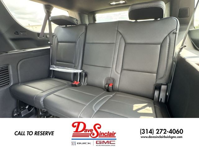 GMC Yukon XL Vehicle Full-screen Gallery Image 23