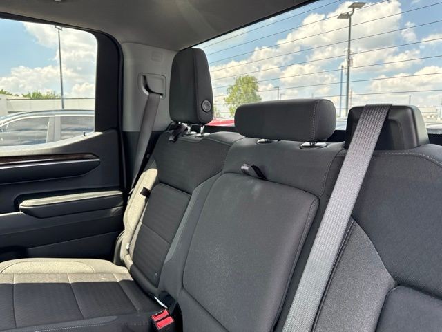 GMC Sierra 1500 Vehicle Full-screen Gallery Image 10