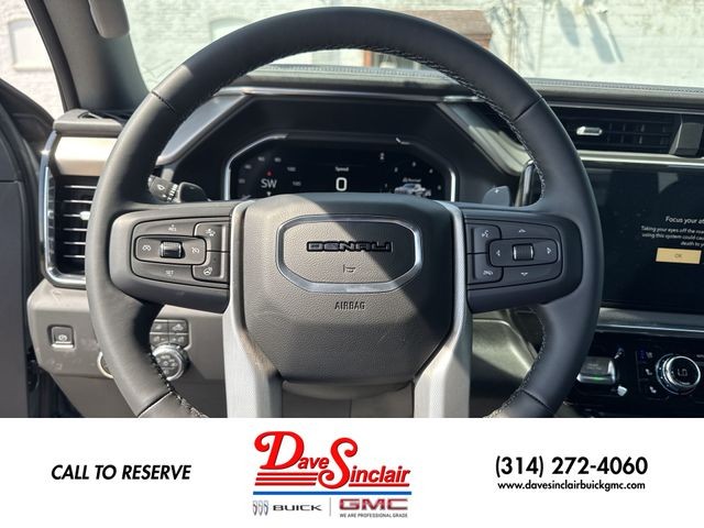 GMC Sierra 1500 Vehicle Full-screen Gallery Image 14