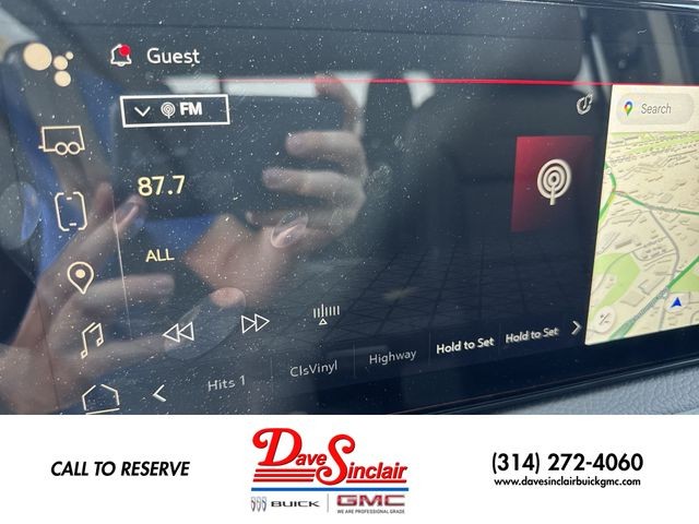 GMC Sierra 1500 Vehicle Full-screen Gallery Image 16