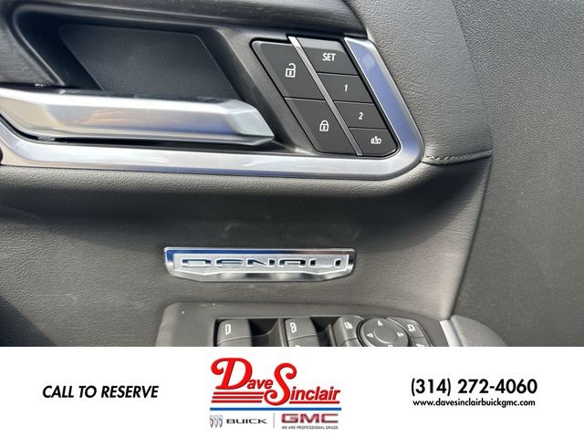 GMC Sierra 1500 Vehicle Full-screen Gallery Image 13