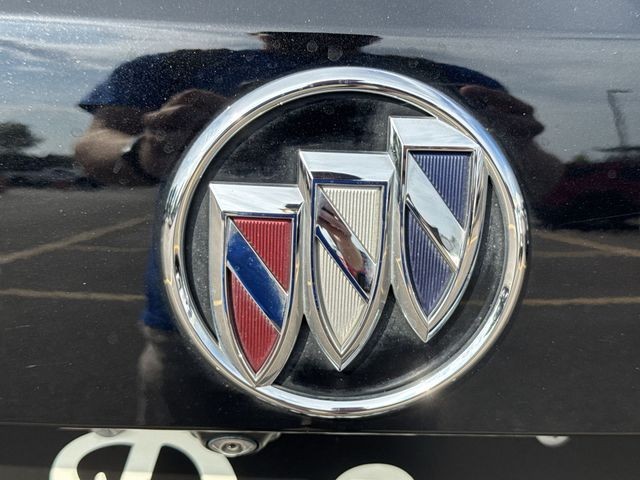 Buick Envision Vehicle Full-screen Gallery Image 33
