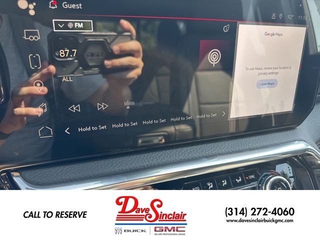 GMC Sierra 1500 Vehicle Full-screen Gallery Image 16